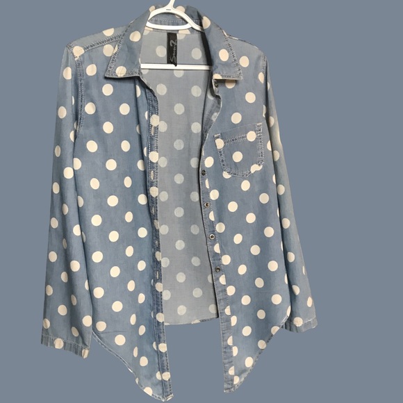Seven7 oversized polka-dot chambray denim long sleeve blouse - Picture 2 of 5